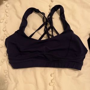 Echt Apparel Sport bra with Cross back in Navy